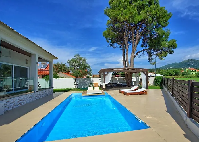 Villa Christina By Posarellivillas