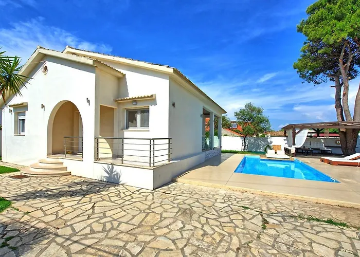 Villa Christina By Posarellivillas *