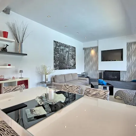 Christina By Posarellivillas